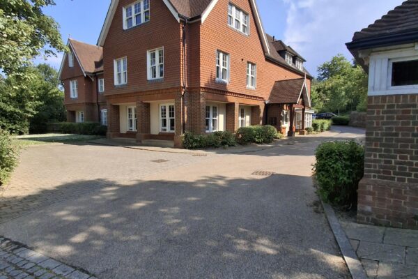 9 Whitepost House