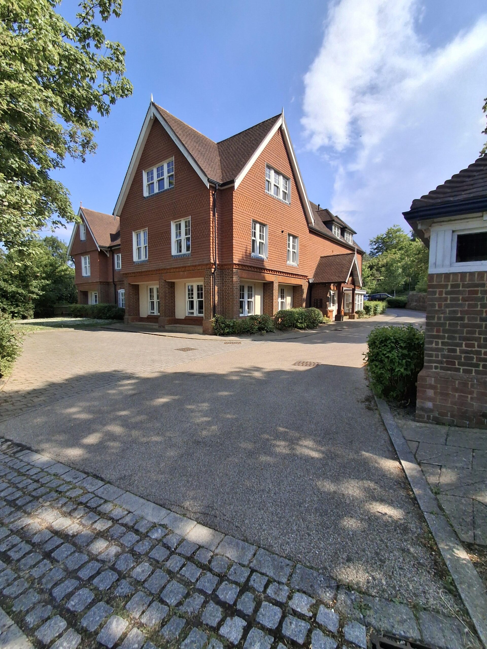 9 Whitepost House