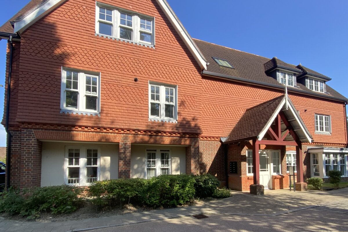 1 Whitepost House, Redhill