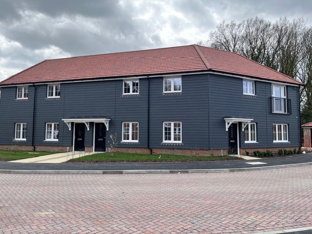 Burstow Grove, Haroldslea Drive